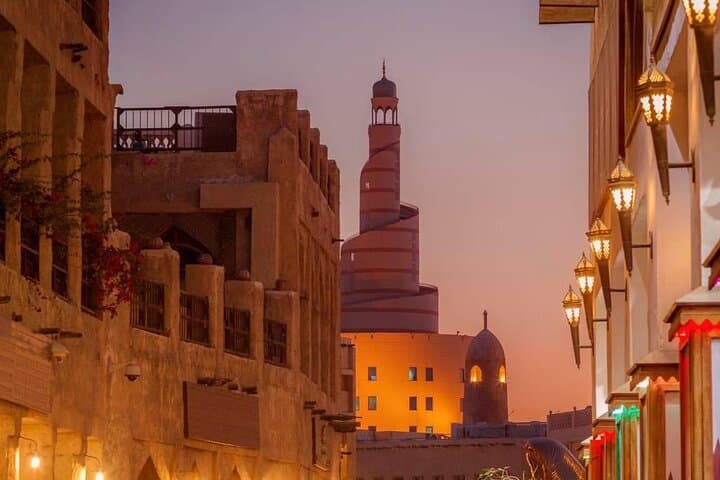 Doha Night City Tour | Souq Waqif | National Museum | The Pearl | Katara Village